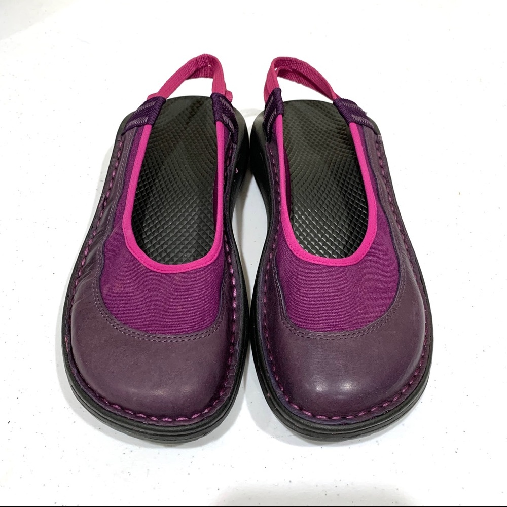 CHACO Purple/Pink Sandal Shoe (NOWT)
